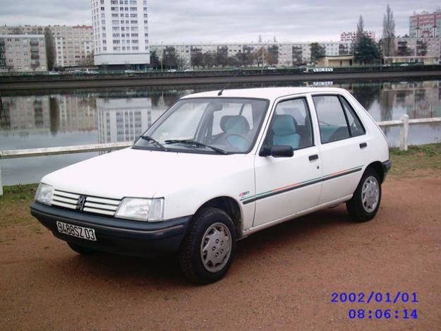 Peugeot 205 11 Color Line