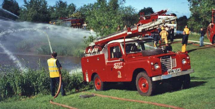 Land Rover Fire Pump