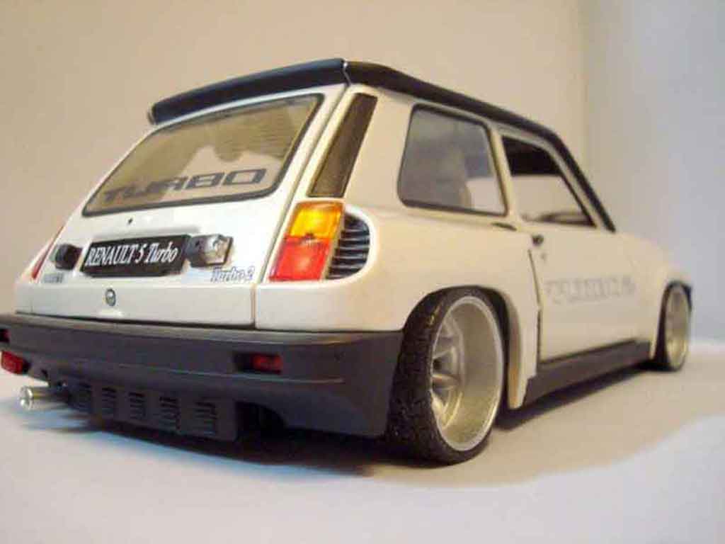 Renault 5 Turbo Maxi