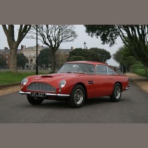 Aston Martin DB4 Series 5 Vantage