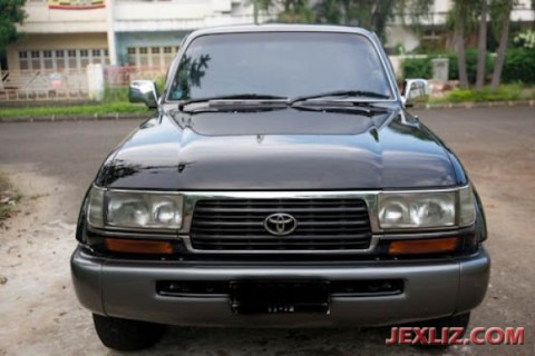 Toyota Land Cruiser VX Turbo