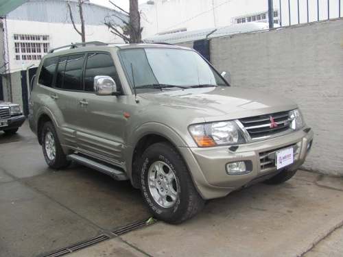 Mitsubishi Montero GLS DI-D