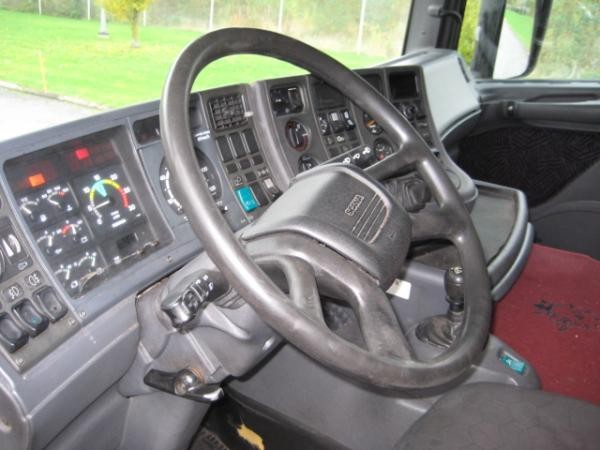 Scania R144