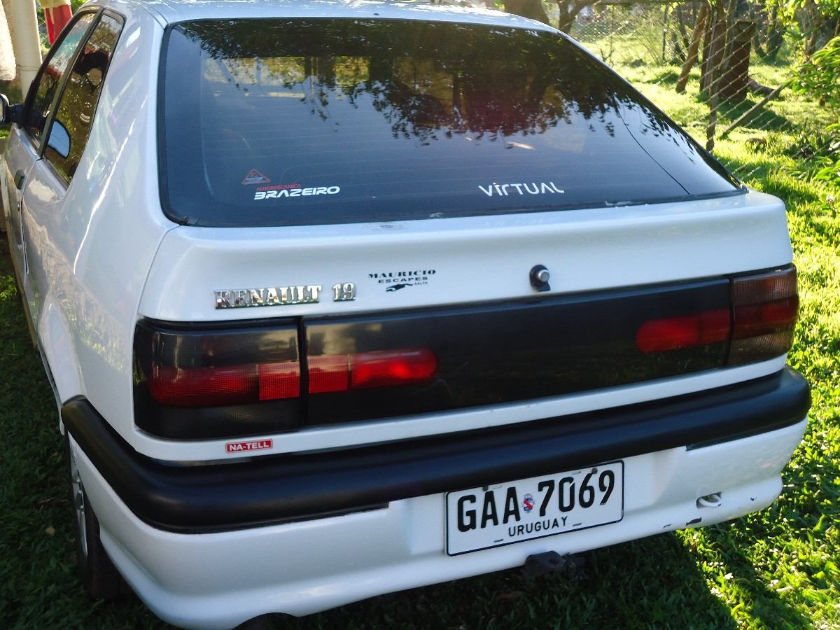 Renault 19 RL 14