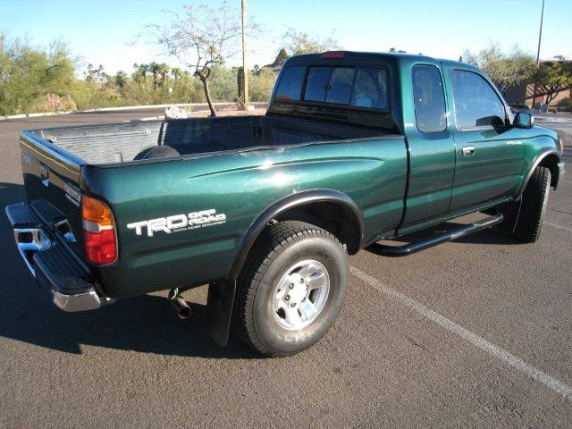 Toyota Tacoma SR5 V6 TRD PreRunner