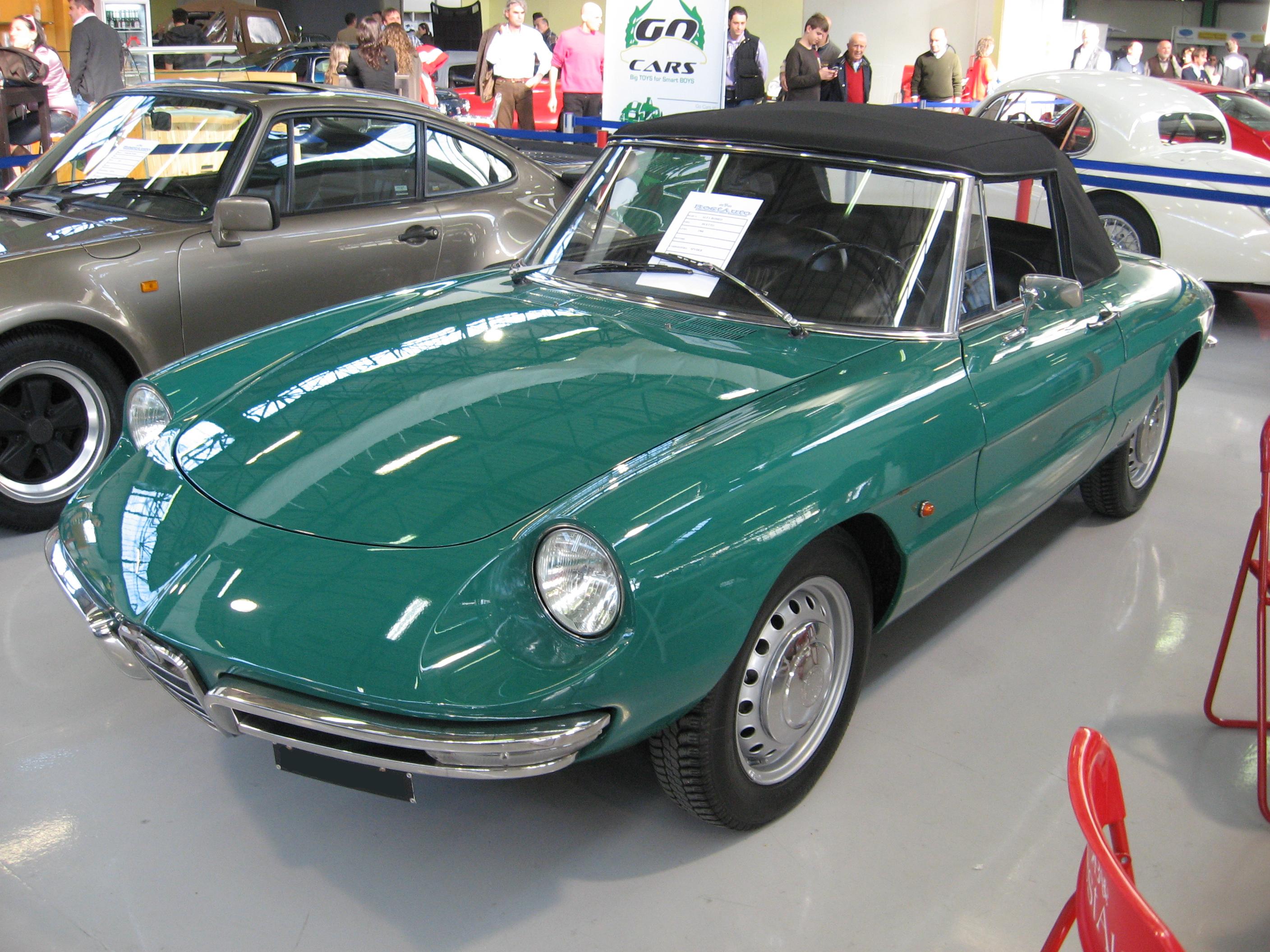 Alfa Romeo 1300 Spider