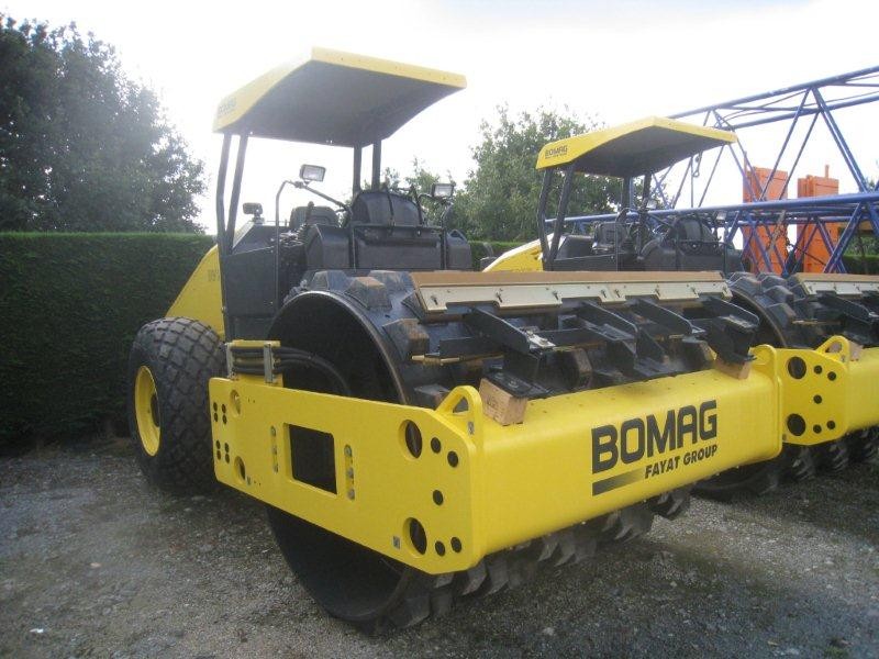 Bomag BW 211D-40