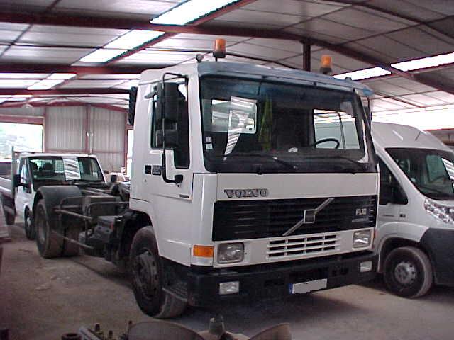 Volvo FL10