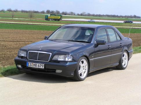 Mercedes-Benz C 180