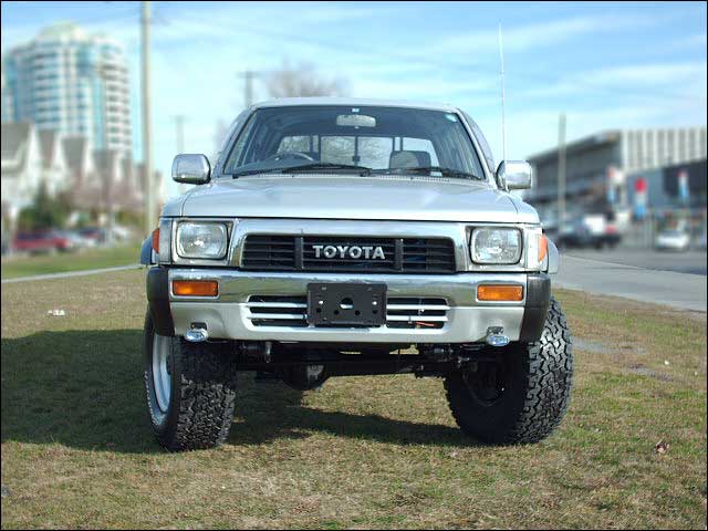 Toyota Hi Lux 4x4 Crew Cab