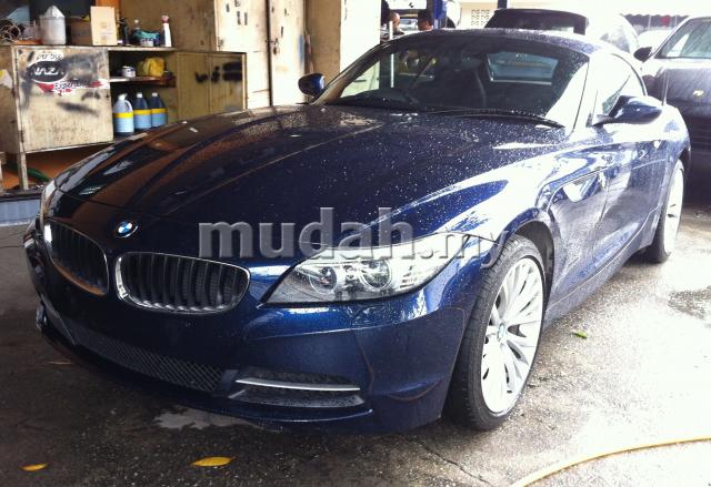 BMW Z4 25i