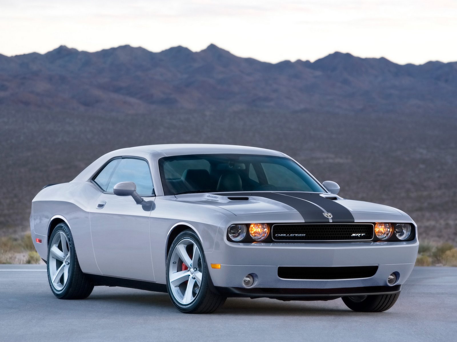 Dodge Challenger SRT8 Hemi