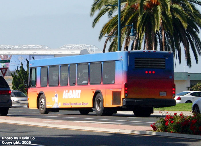 Gillig Advantage