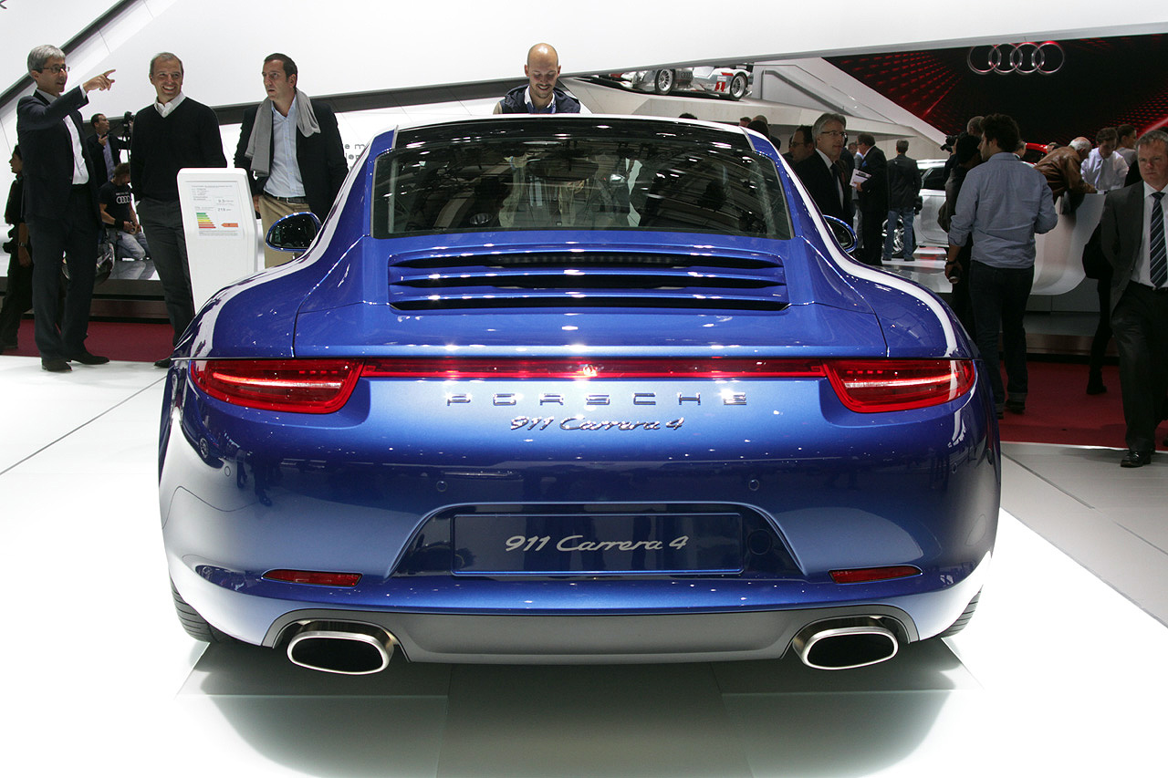 Porsche 911 Carrera 4