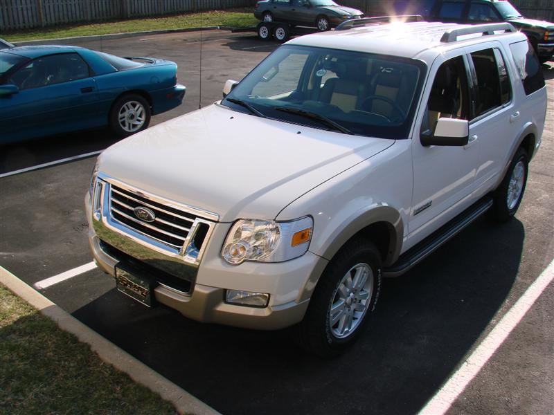 Ford Explorer Eddie Bauer