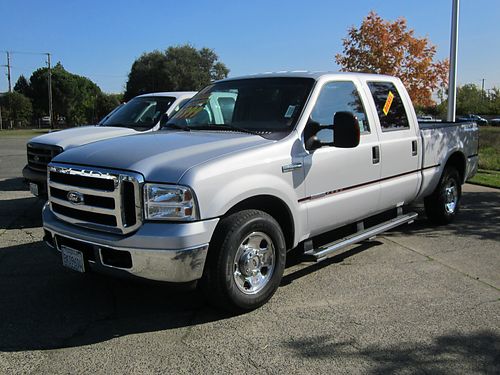 Ford F-950 Super Duty Custom Cab