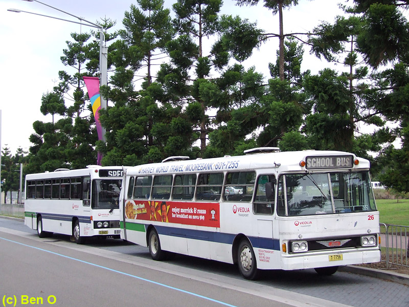 Hino BG100