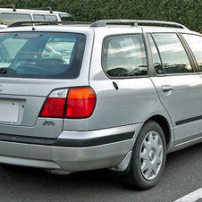 Nissan Primera 20 CVT