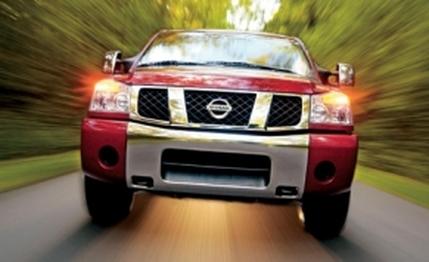 Nissan Titan 56L SE