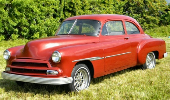 Chevrolet 2-dr Sedan