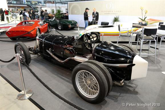 Maserati 26M