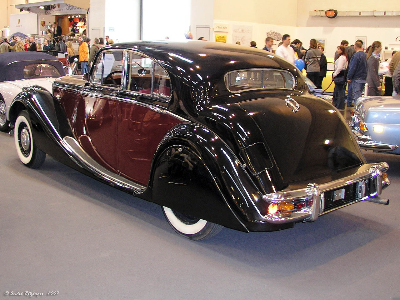 Jaguar Mk V saloon