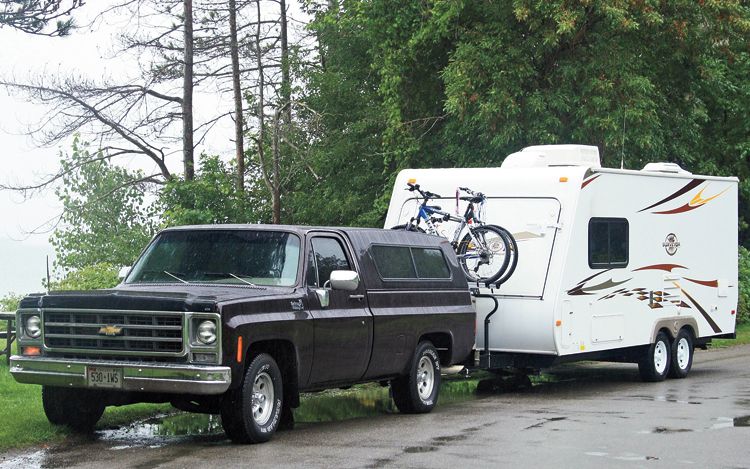 Chevrolet C-10 Custom de Luxe Crew Cab