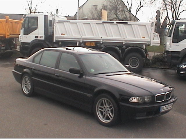 BMW 750 iAL