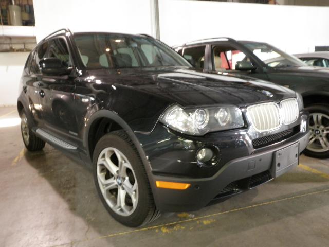 BMW X3 30i