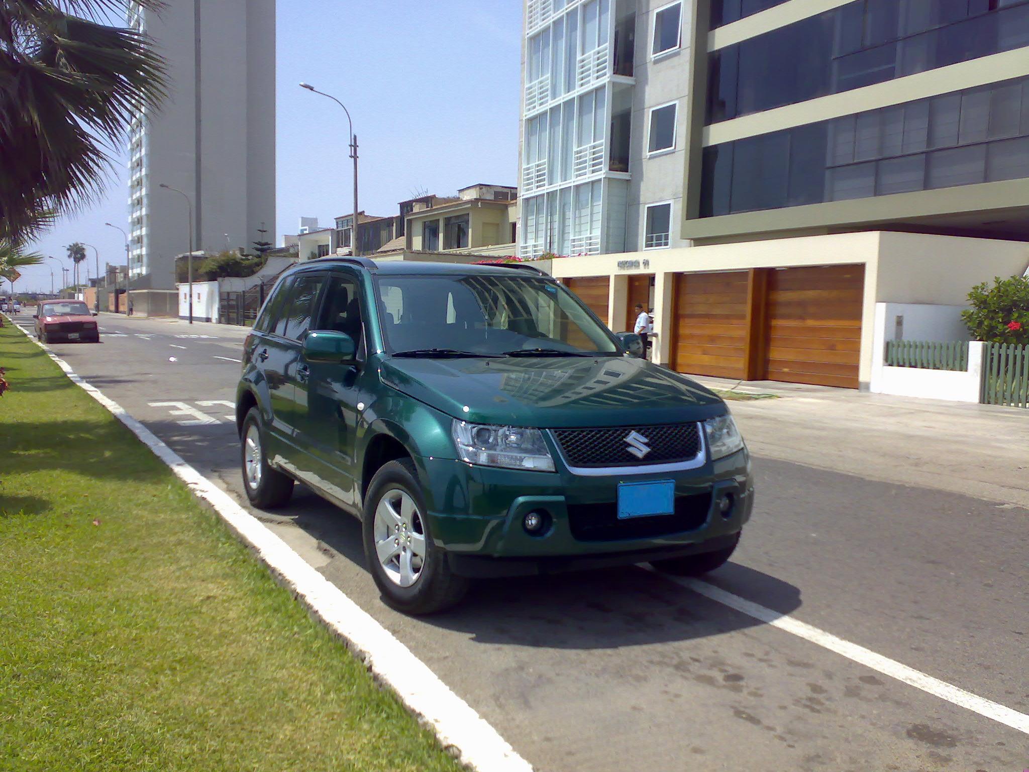 Suzuki Grand Nomade XL7 27