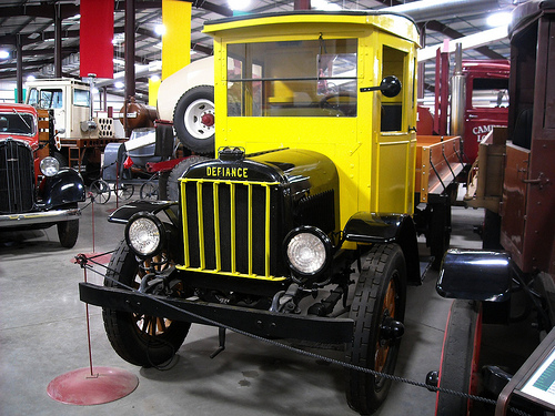 Defiance D 1 Ton Flatbed Defiance D 1 Ton Flatbed