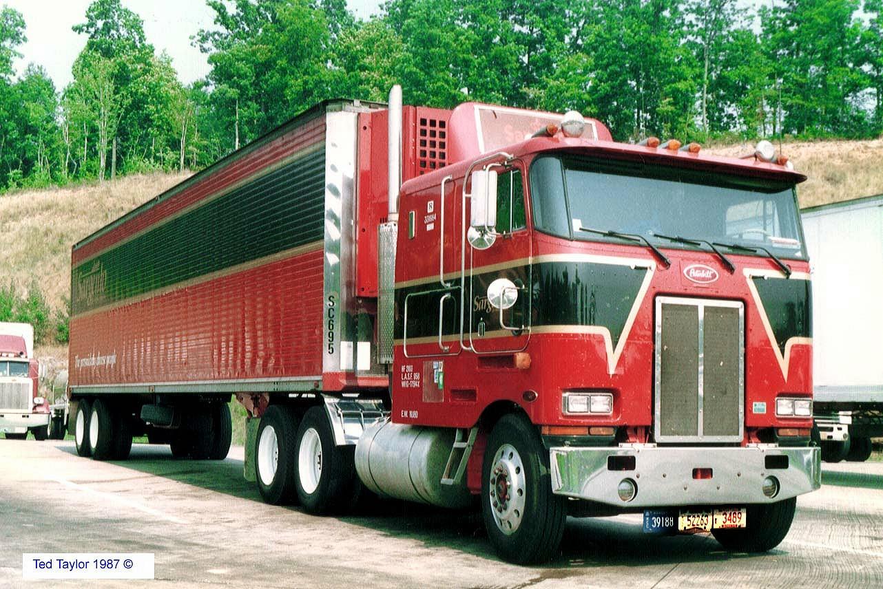 Peterbilt 362