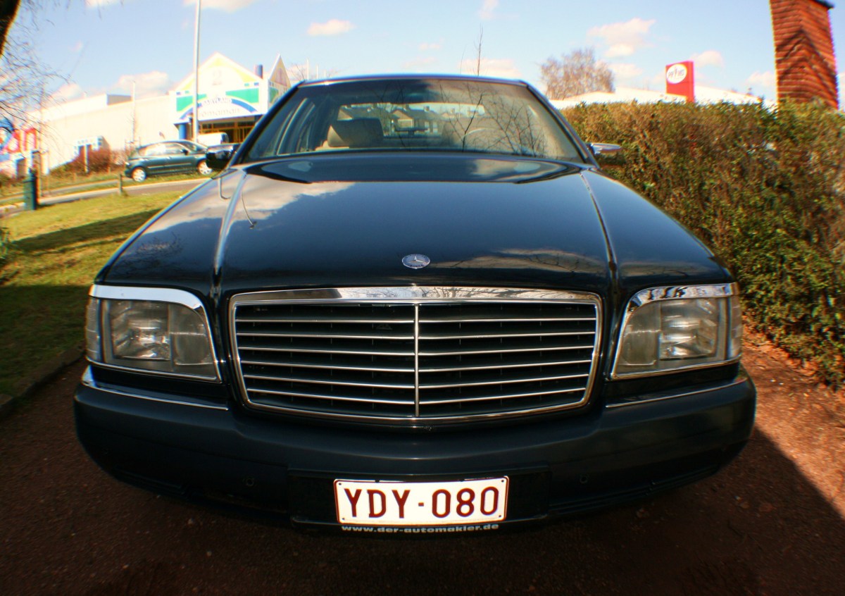 Mercedes-Benz 300 D Long Wheelbase