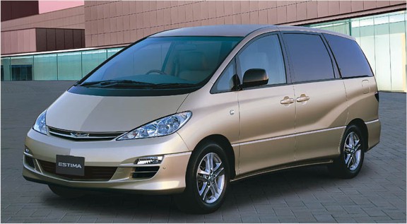 Toyota Estima L