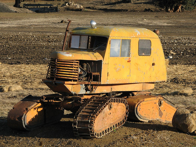 Tucker Sno-Cat 443 Sedan