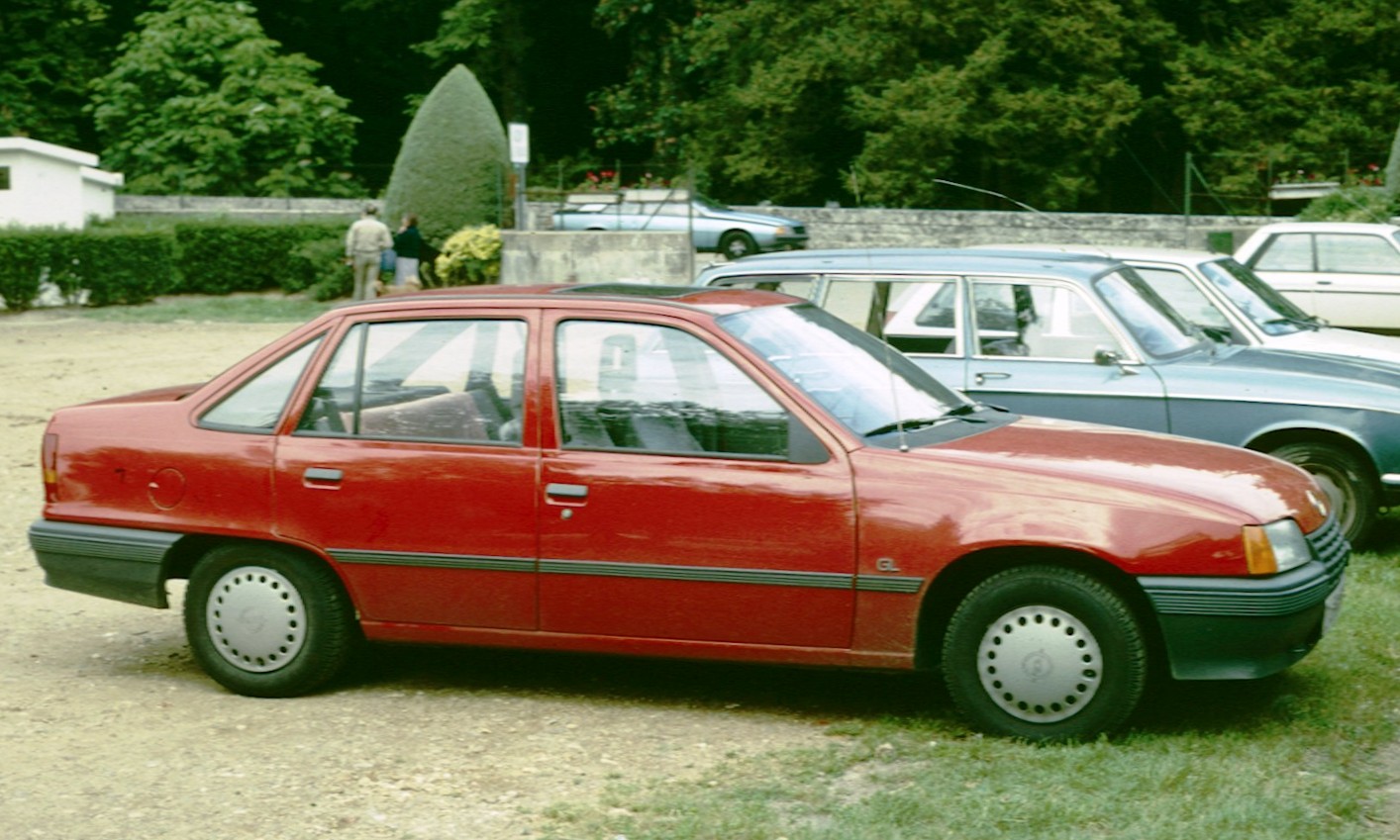 Opel Omega CD 30 liter