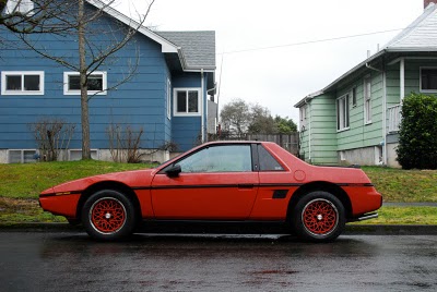 Pontiac Fiero SE 2M6