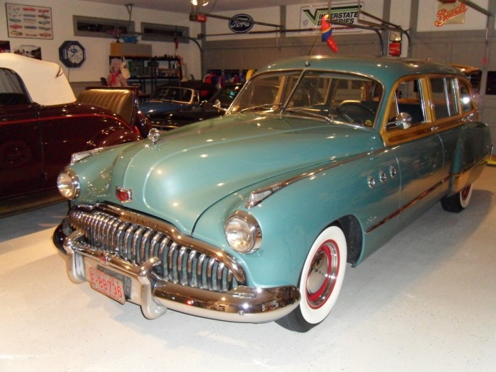 Buick Super 4-dr Wagon