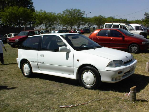 Suzuki Swift GTi 13