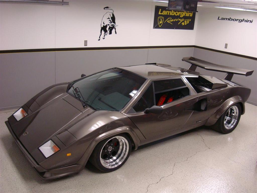 Lamborghini Countach replica