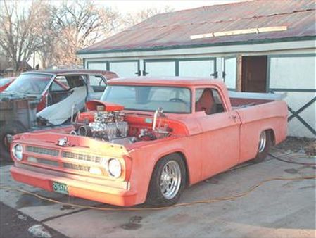 Dodge D-100