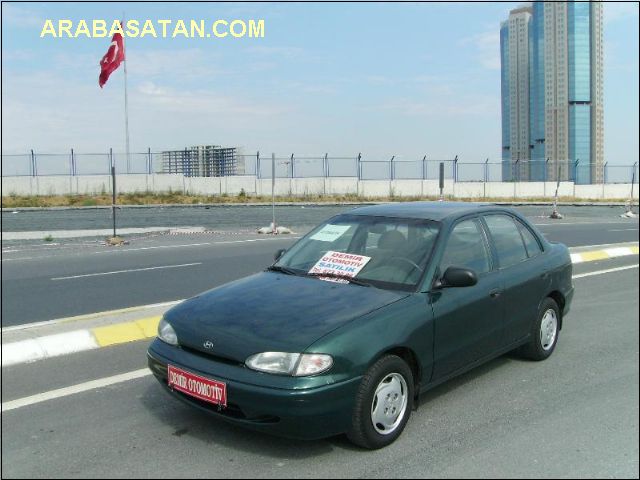 Hyundai Accent 15 GLS