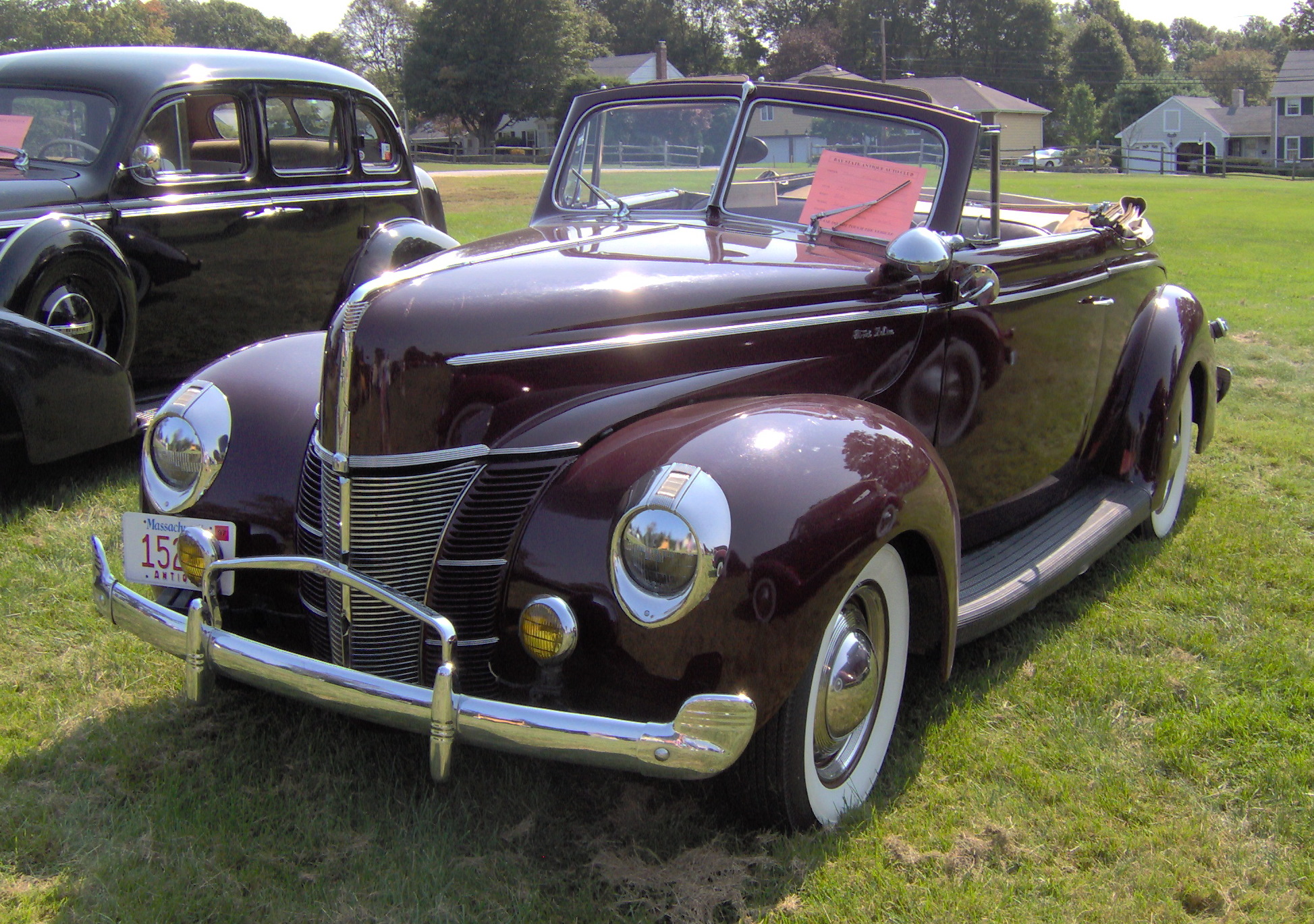 Ford Deluxe Convertible