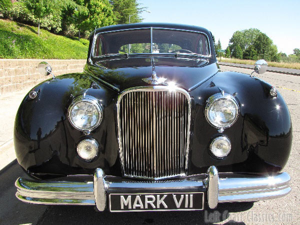 Jaguar Mk VII saloon