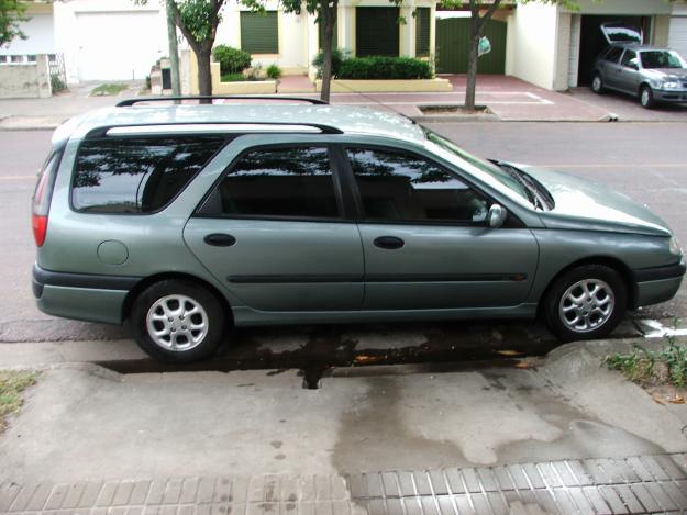 Renault Laguna Nevada