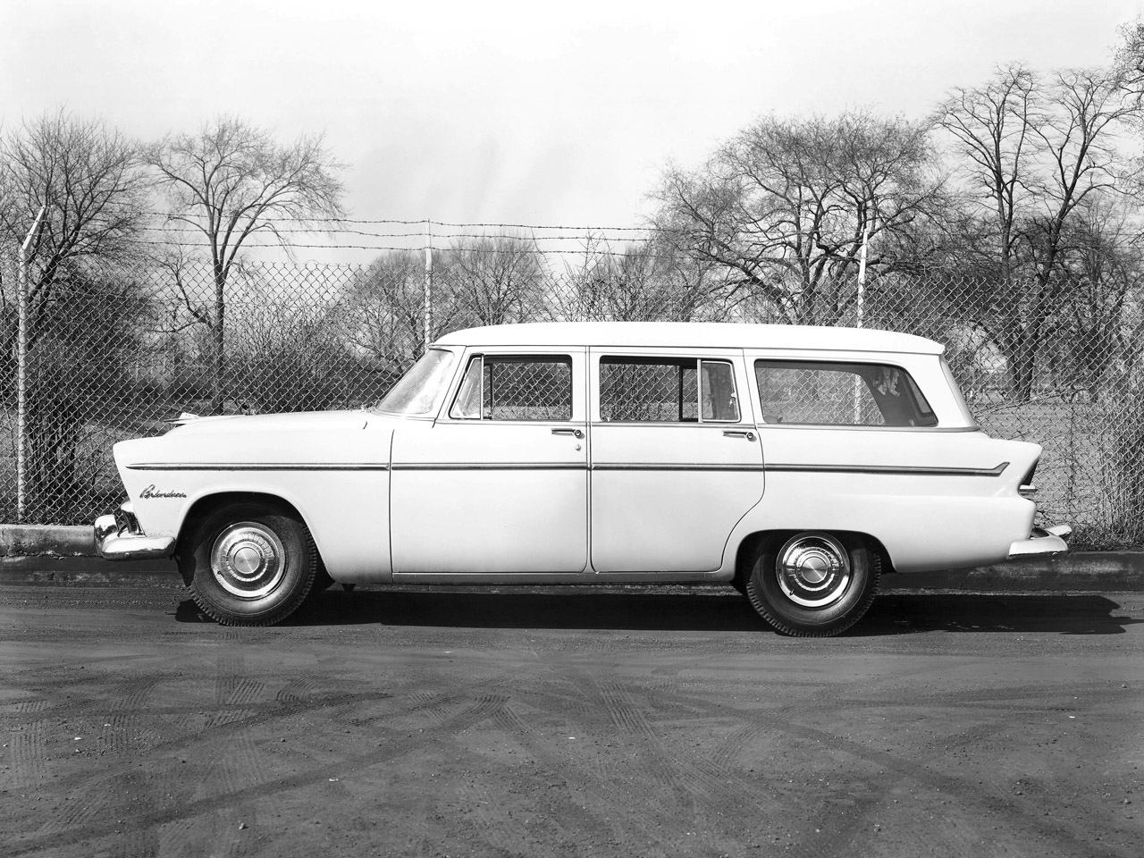 Plymouth Belvedere Suburban