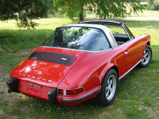 Porsche 911T targa