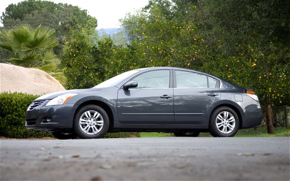 Nissan Altima 25A Special