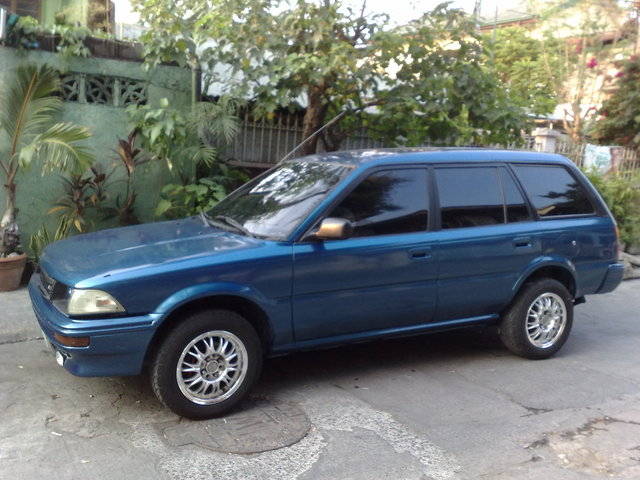 Toyota Corolla 16 GL Wagon