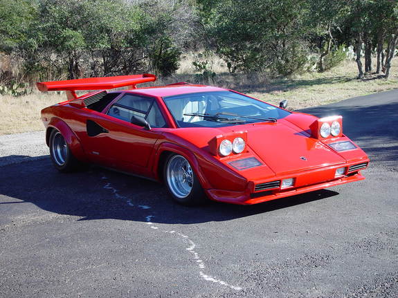 Lamborghini Countach replica